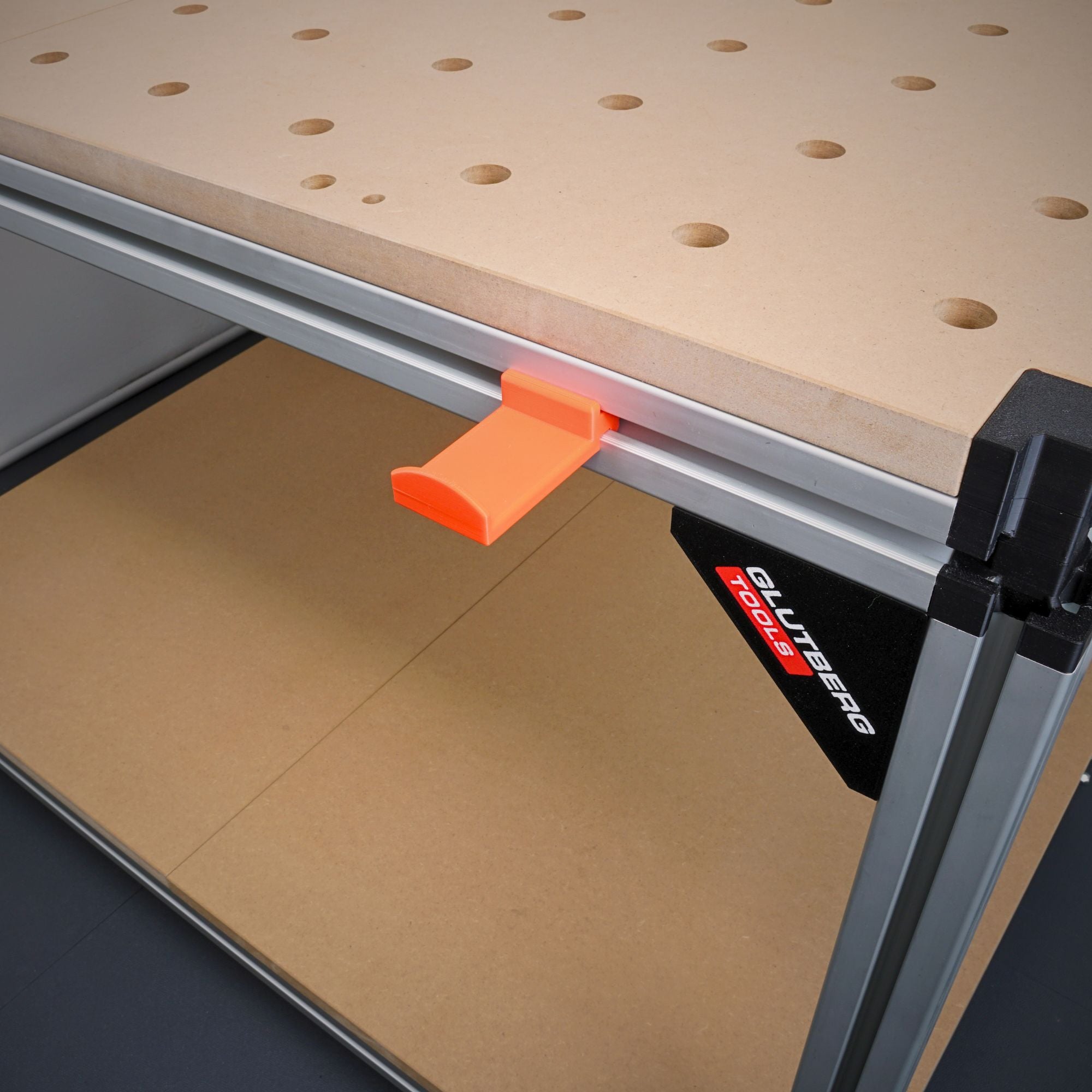 Gehörschutzhalter für die Workstation Pro in Orange, Halterung für Kapselgehörschutz