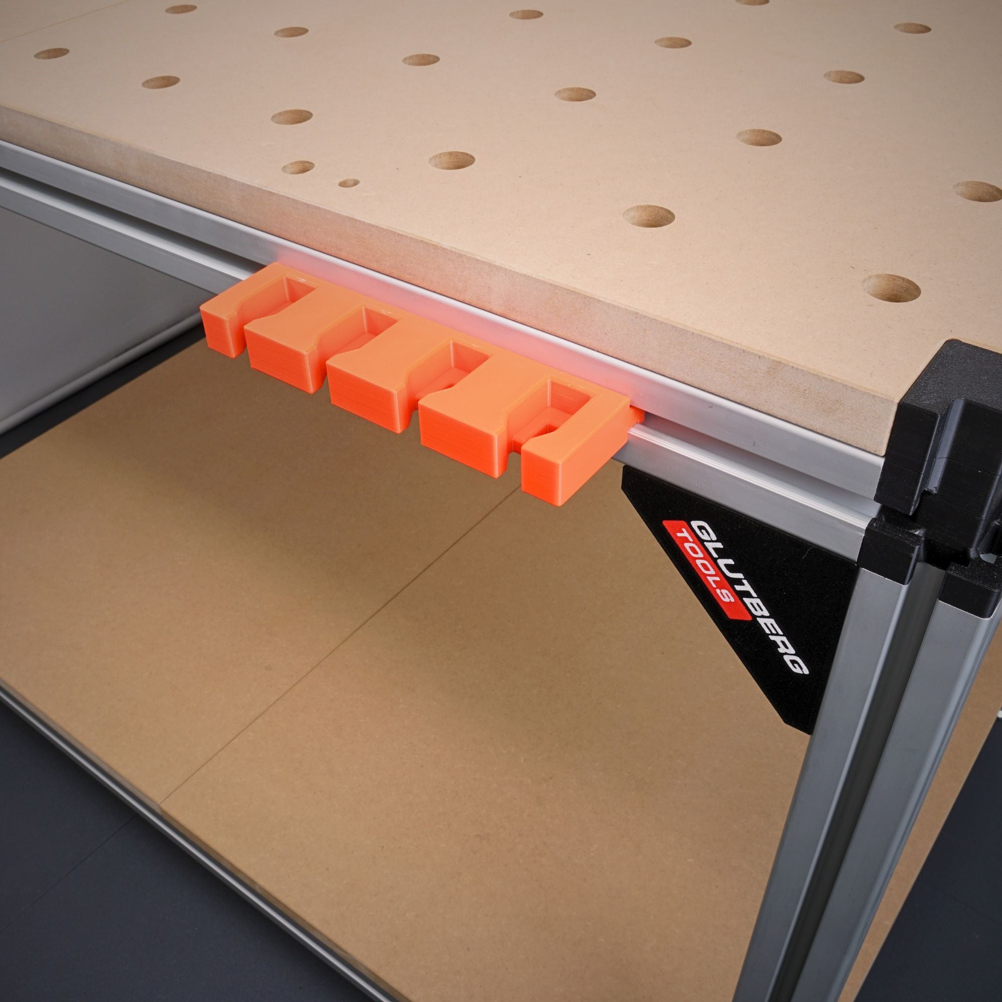 Zwingenhalter für die Workstation Pro in Orange, Halter für vier Schraubzwingen